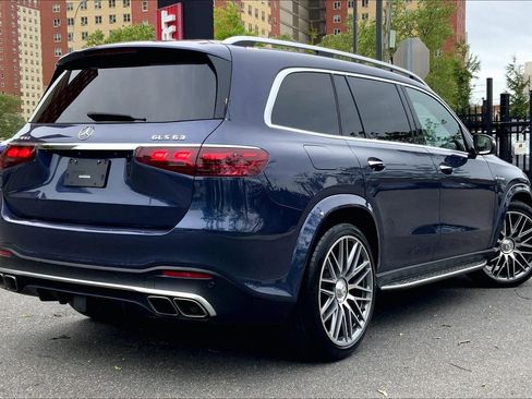 Used 2024 Mercedes-Benz GLS 63 AMG 4MATIC image 12