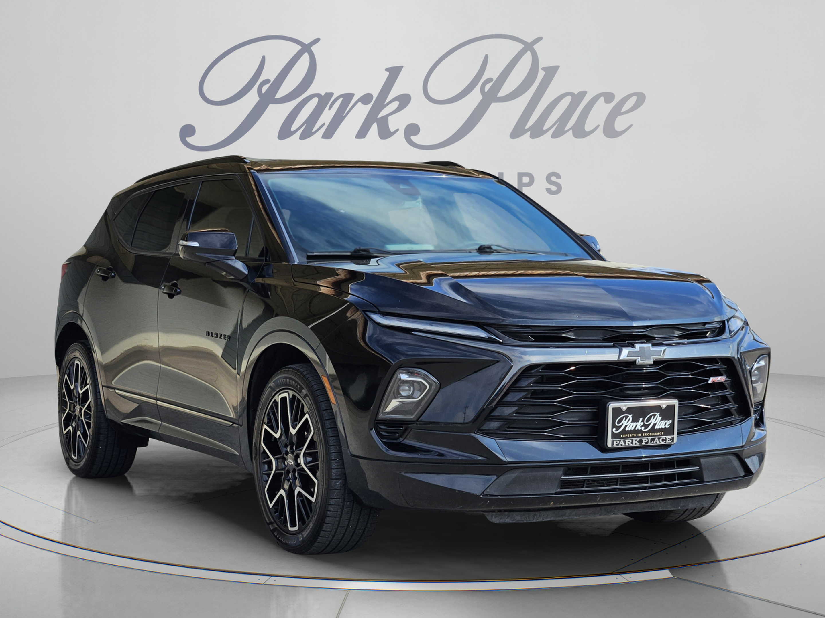Used 2023 Chevrolet Blazer RS w/ Enhanced Convenience Package FWD image 8