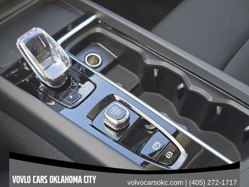 Used 2026 Volvo XC60 B5 Plus w/ Protection Package Premier AWD/4WD image 20