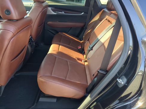 Certified 2023 Cadillac XT5 Premium Luxury w/ LPO, Floor Liner Package AWD/4WD image 30
