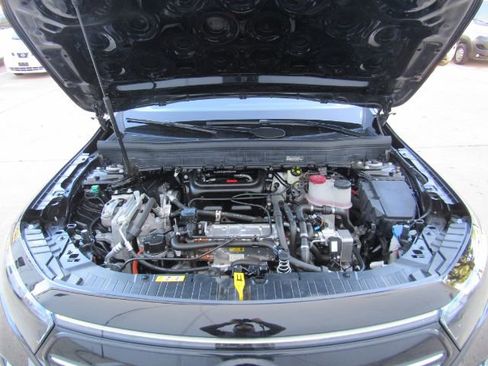 Used 2023 Mercedes-Benz EQB 300 4MATIC image 53