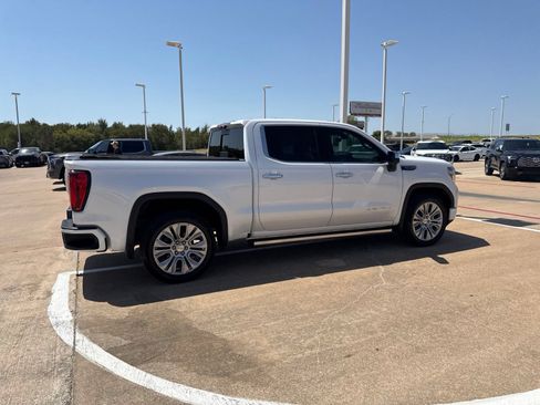 Used 2021 GMC Sierra 1500 Denali w/ Denali Ultimate Package AWD/4WD image 19