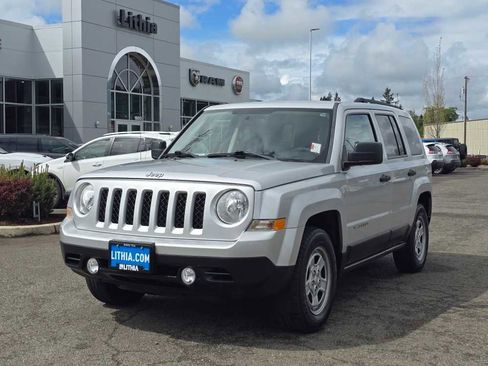 Used 2011 Jeep Patriot Sport FWD image 1