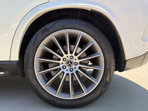 Used 2021 Mercedes-Benz GLE 450 4MATIC image 4