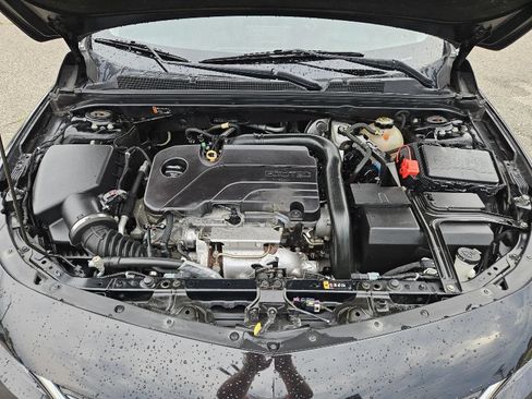 Used 2018 Chevrolet Malibu LT FWD image 10