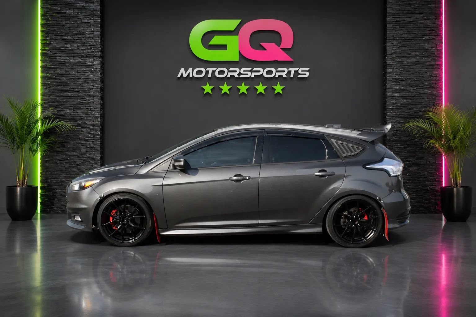 Used 2015 Ford Focus ST w/ Equipment Group 402A FWD image 4