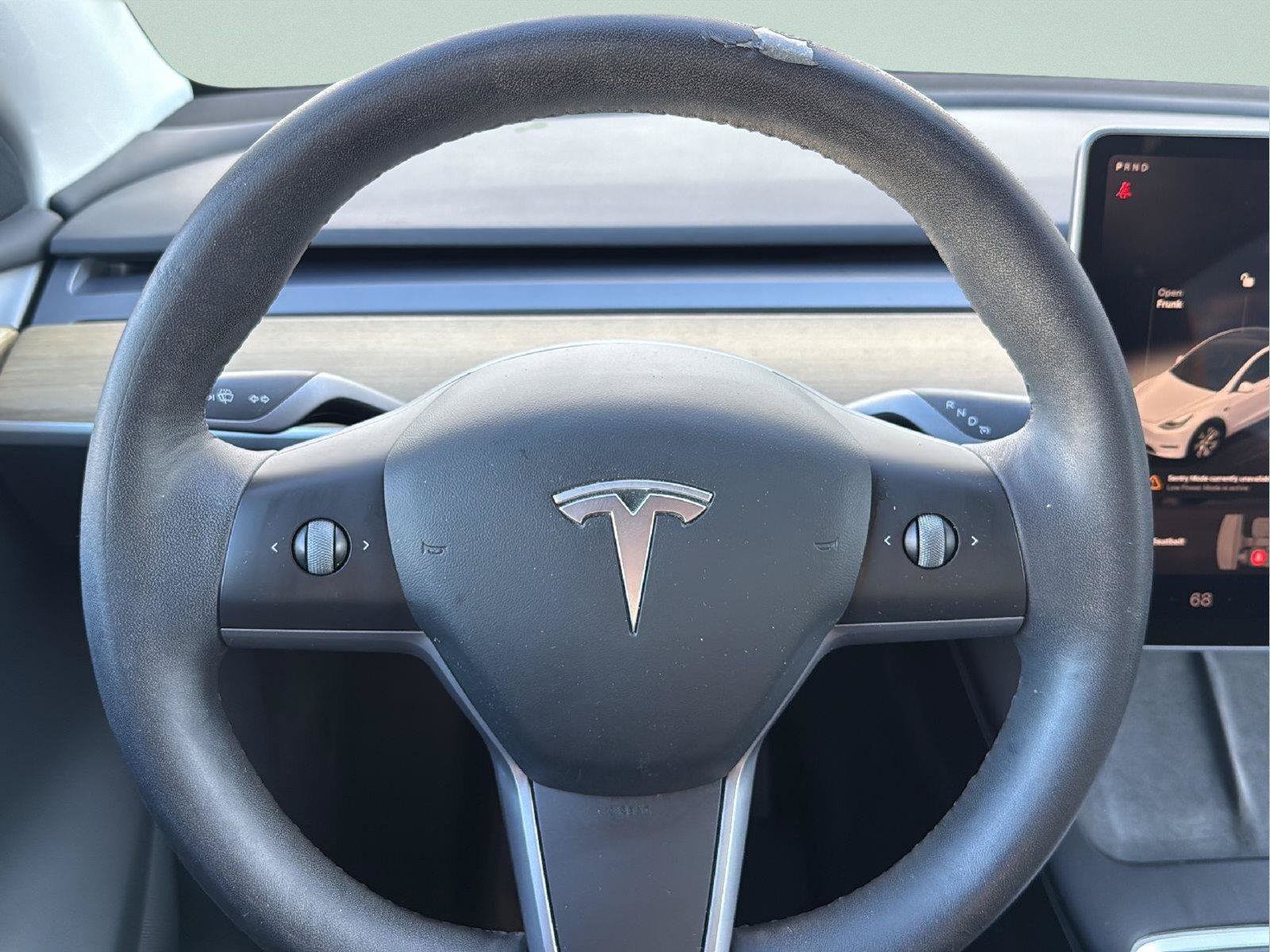 Used 2023 Tesla Model Y Long Range AWD/4WD image 14