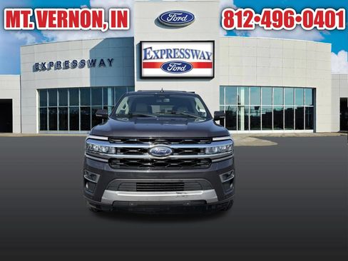 Used 2024 Ford Expedition Limited AWD/4WD image 4