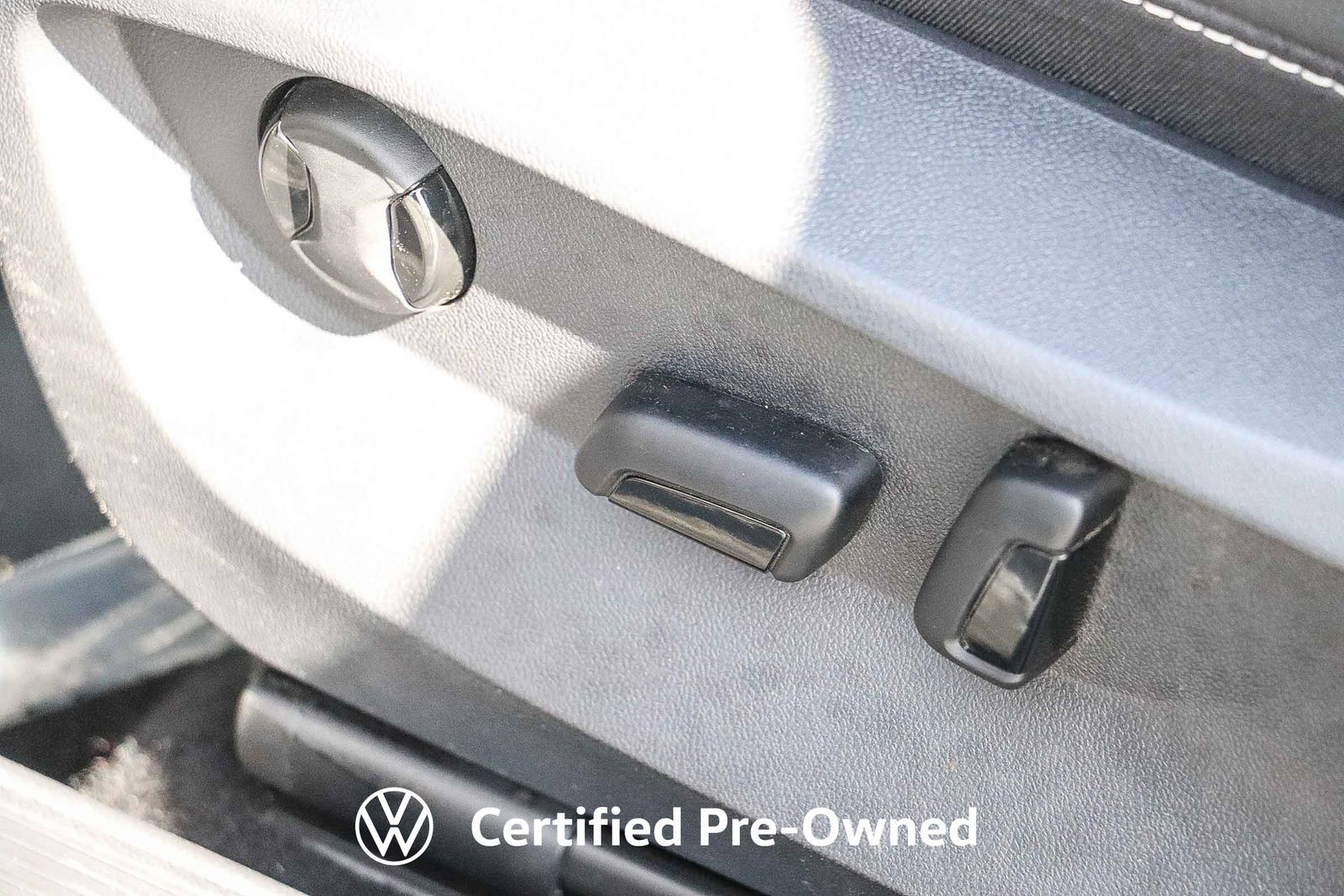 Certified 2023 Volkswagen Taos SE FWD image 21