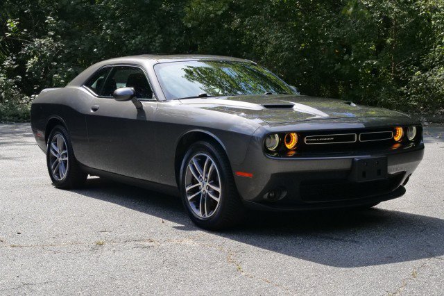 Used 2019 Dodge Challenger SXT w/ Driver Convenience Group AWD/4WD image 4