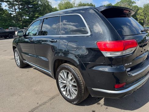 Used 2018 Jeep Grand Cherokee Summit AWD/4WD image 10