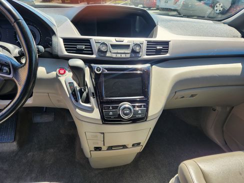 Used 2016 Honda Odyssey EX-L image 6