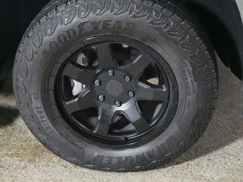 Certified 2024 Chevrolet Silverado 1500 RST image 15