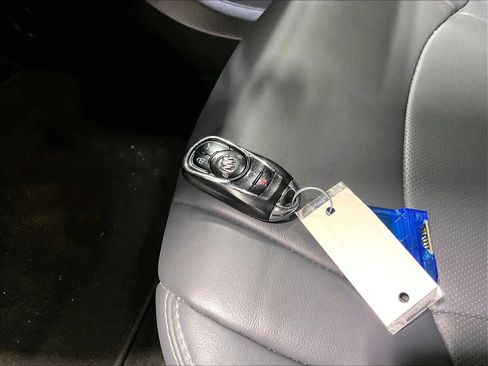 Used 2024 Buick Enclave Essence w/ Experience Buick Package image 31