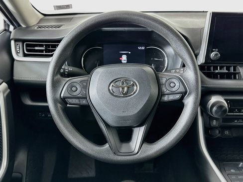 Used 2025 Toyota RAV4 LE AWD/4WD image 17