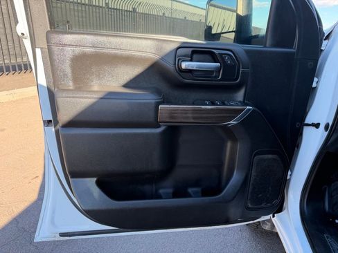 Used 2021 Chevrolet Silverado 2500 LT w/ Convenience Package image 19