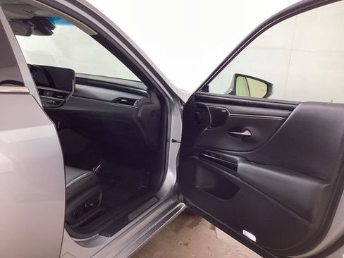 Used 2024 Lexus ES 350 Ultra Luxury FWD image 18