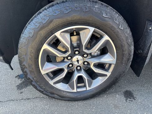 Used 2020 Chevrolet Silverado 1500 RST image 11