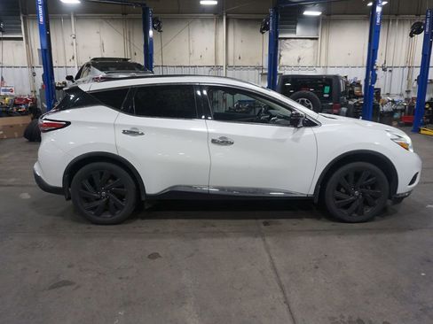 Used 2017 Nissan Murano Platinum w/ Platinum Technology Package FWD image 22