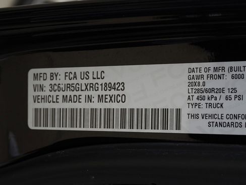 Used 2024 RAM 2500 Limited w/ Safety Group image 37