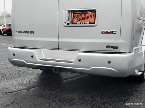 Used 2019 GMC Savana 2500 w/ Enhanced Convenience Package image 16