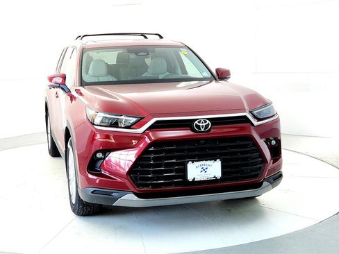 New 2026 Toyota Grand Highlander Platinum image 8