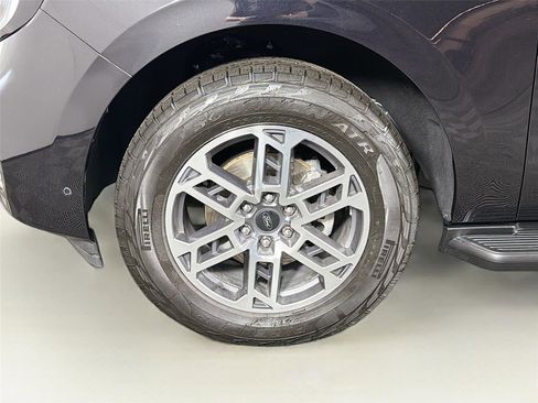 Used 2025 Ford Expedition Max Active image 33