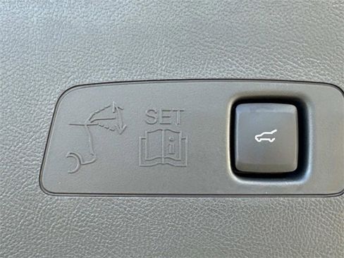 New 2026 Lincoln Corsair Premiere image 13