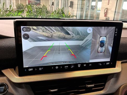 Used 2025 Ford Explorer ST-Line image 28