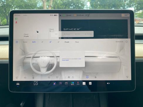 Used 2024 Tesla Model Y Long Range AWD/4WD image 33