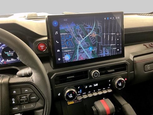 Used 2025 Toyota Tacoma TRD Pro AWD/4WD image 7