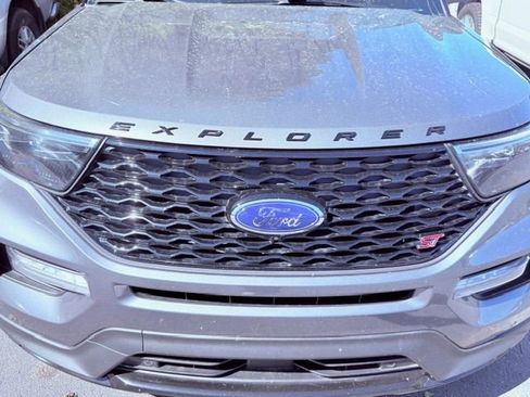 Used 2022 Ford Explorer ST w/ Equipment Group 401A image 4