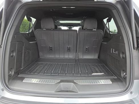 Used 2023 GMC Yukon XL AT4 AWD/4WD image 21