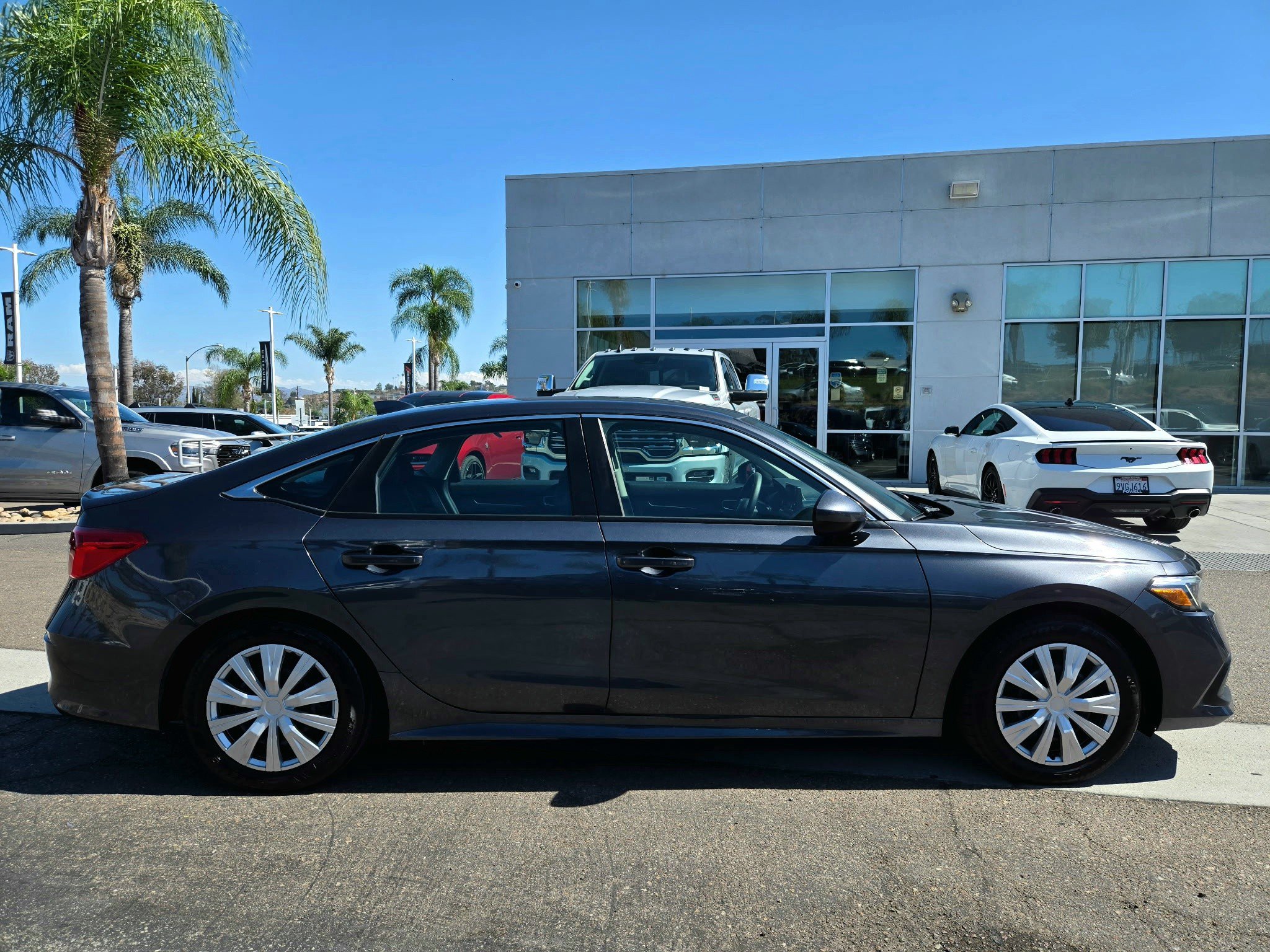 Used 2022 Honda Civic LX image 6