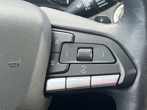 Certified 2023 Cadillac XT4 Premium Luxury w/ Technology Package AWD/4WD image 25