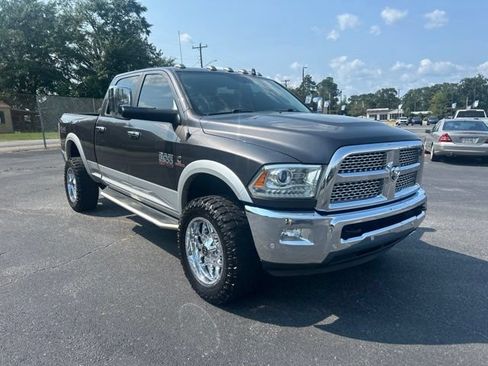 Used 2018 RAM 2500 Laramie AWD/4WD image 6