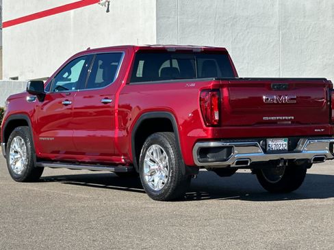 Used 2019 GMC Sierra 1500 SLT w/ SLT Premium Plus Package AWD/4WD image 7