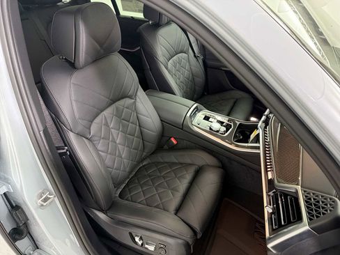 New 2026 BMW X5 M60i image 26