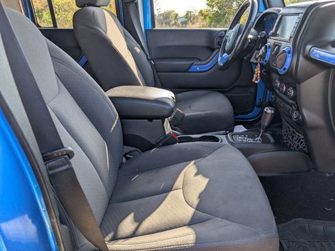 Used 2016 Jeep Wrangler Unlimited Sport w/ Quick Order Package 24S image 21