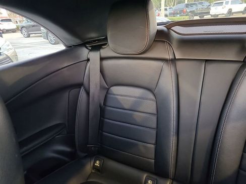 Used 2019 Mercedes-Benz C 300 C 300 image 4