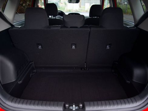 Used 2023 Kia Soul LX w/ LX Technology Package FWD image 18
