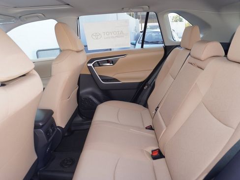 New 2025 Toyota RAV4 XLE image 7