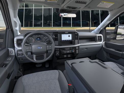 New 2026 Ford F250 XL w/ FX4 Off-Road Package image 9