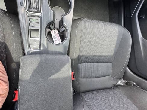 Used 2022 Honda Civic EX image 25