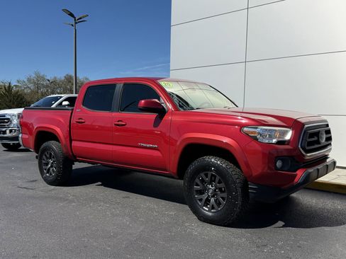 Used 2020 Toyota Tacoma SR5 image 2