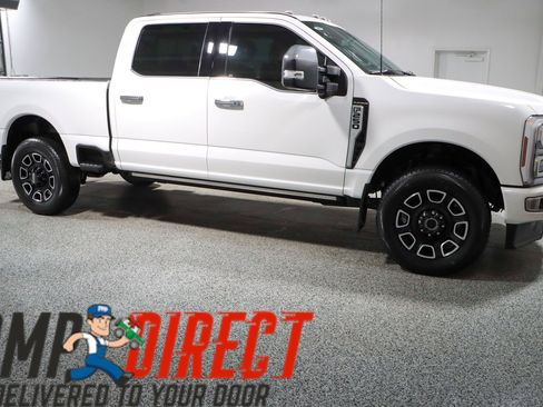Used 2024 Ford F250 Platinum w/ FX4 Off-Road Package image 6