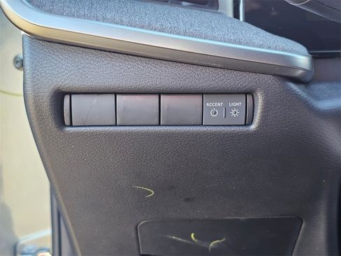 New 2026 Nissan Kicks SV w/ SV Premium Package image 33