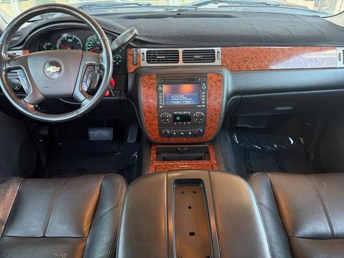 Used 2008 Chevrolet Silverado 2500 LTZ w/ Safety Package AWD/4WD image 15