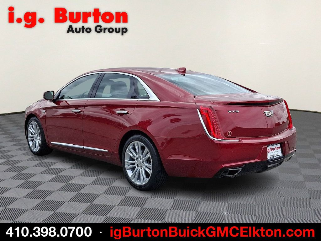 Used 2019 Cadillac XTS Luxury FWD image 4