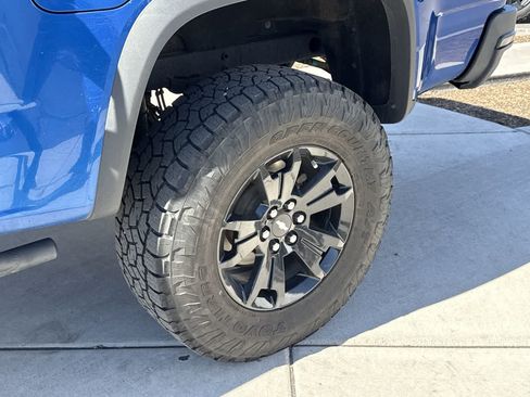 Used 2019 Chevrolet Colorado ZR2 w/ ZR2 Dusk Special Edition AWD/4WD image 8
